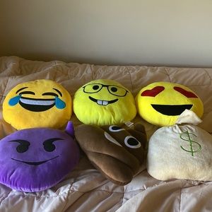 Emoji pillows